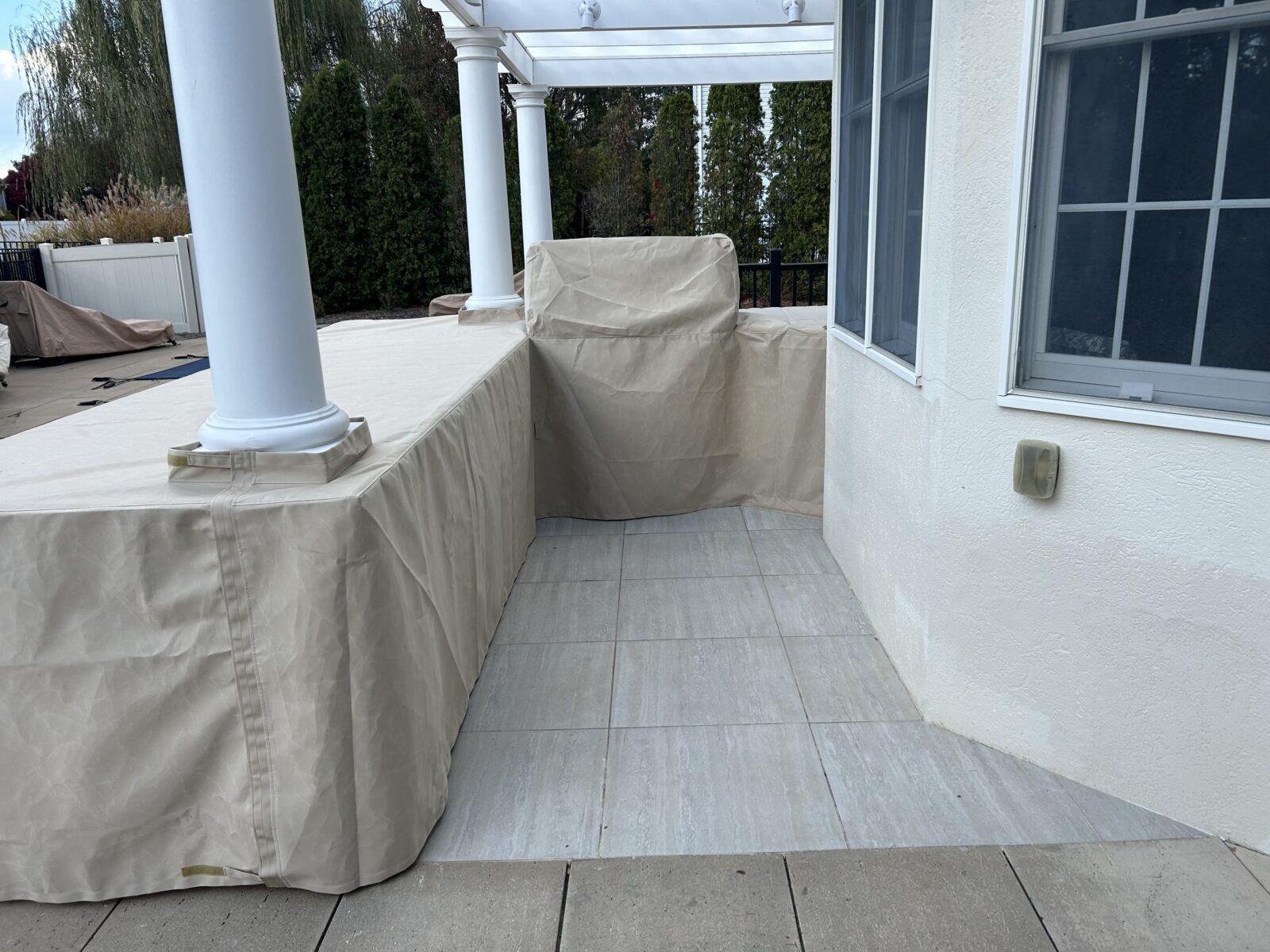 Custom-Grill-Island-Cover-w-Grill-and-Pillars-on-Island-3-1